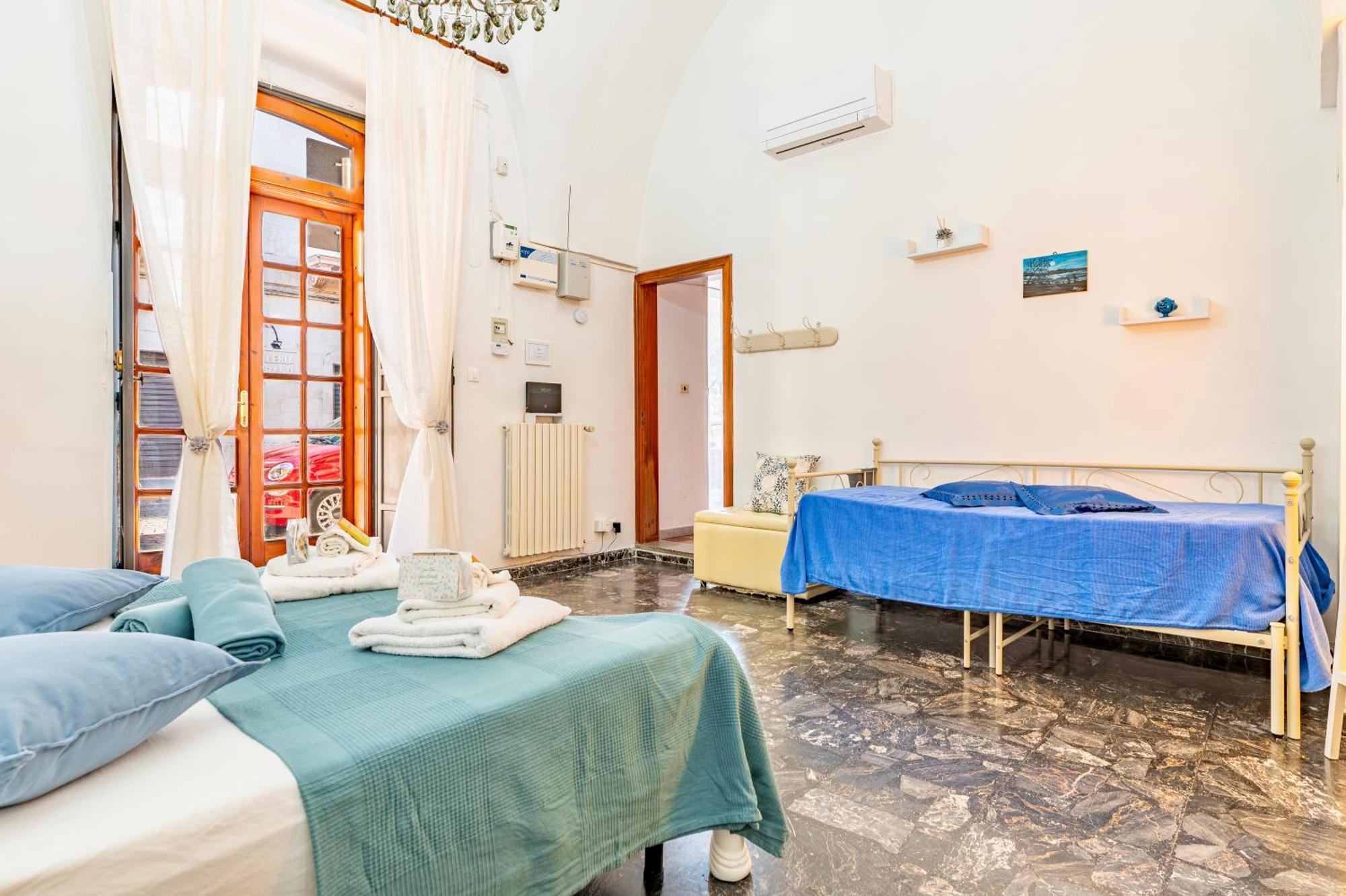 Ferienwohnung Γενος - Ghenos Ostuni Exterior foto