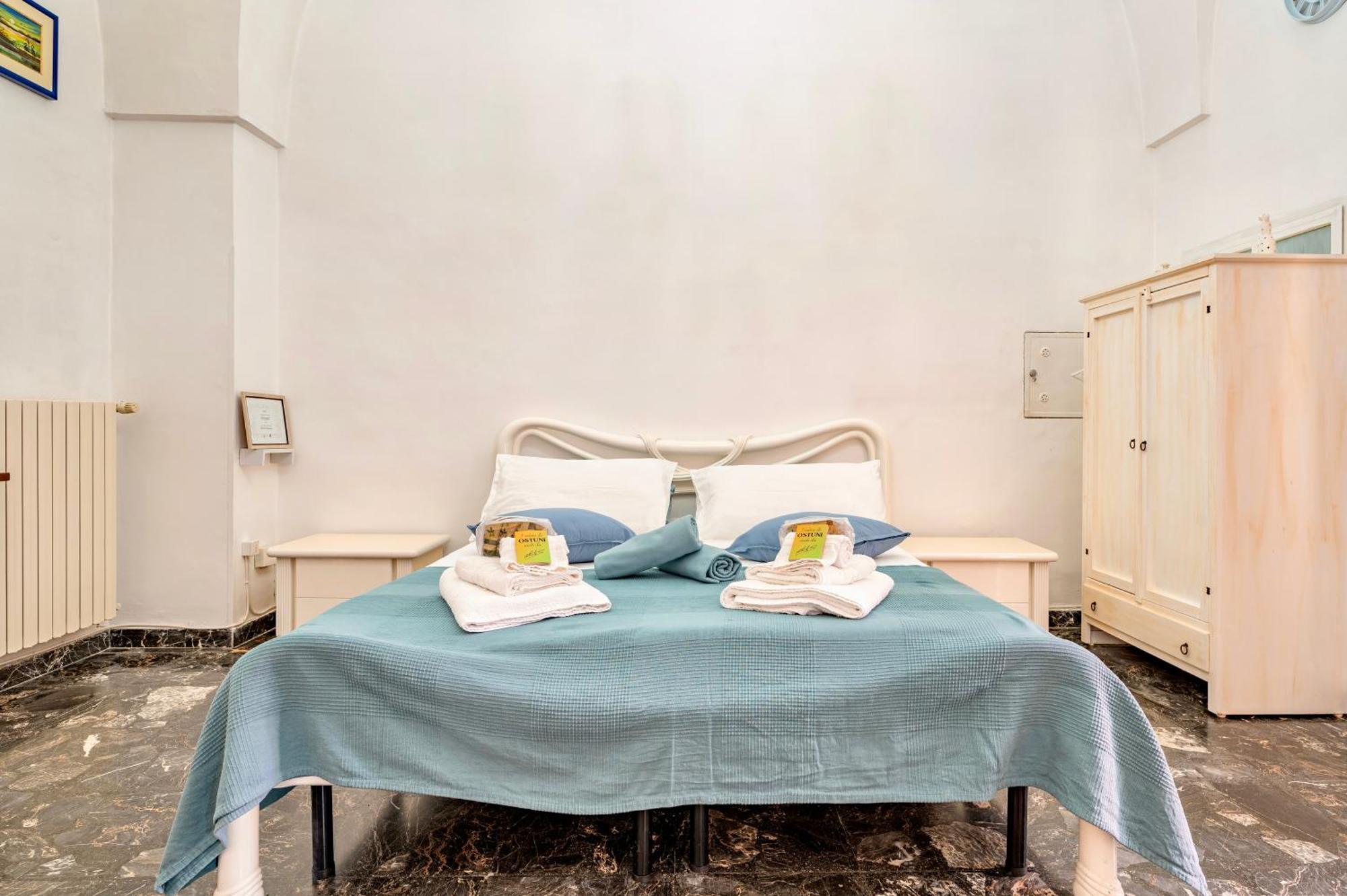Ferienwohnung Γενος - Ghenos Ostuni Exterior foto
